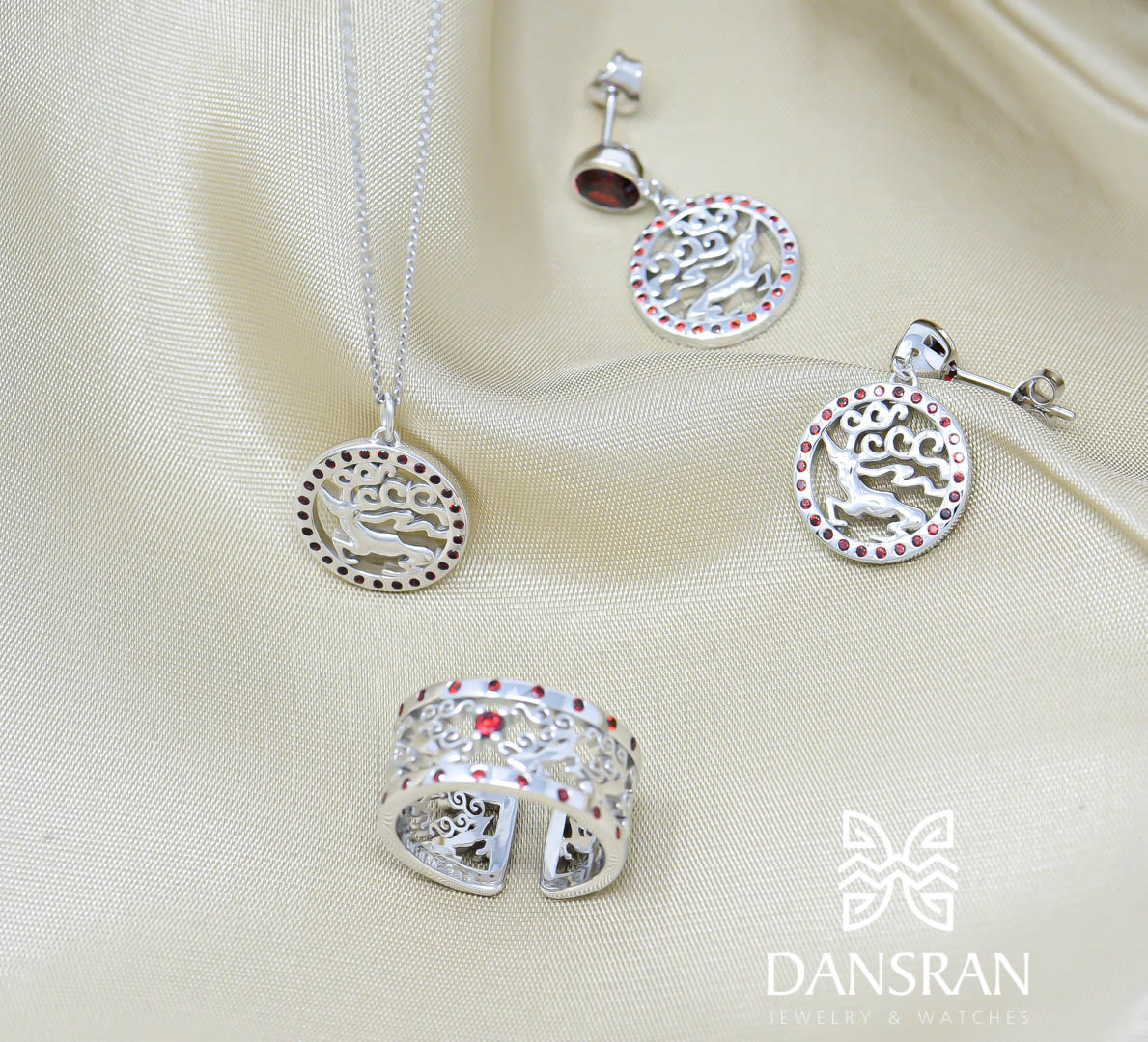 "Goo Maral" necklace