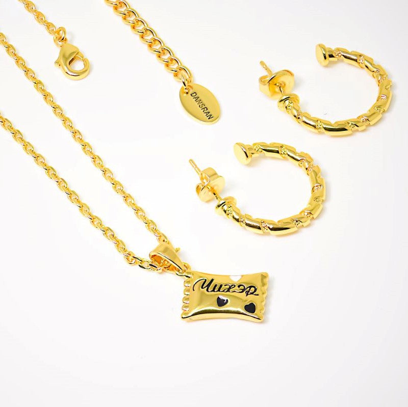 "Sweet" necklace